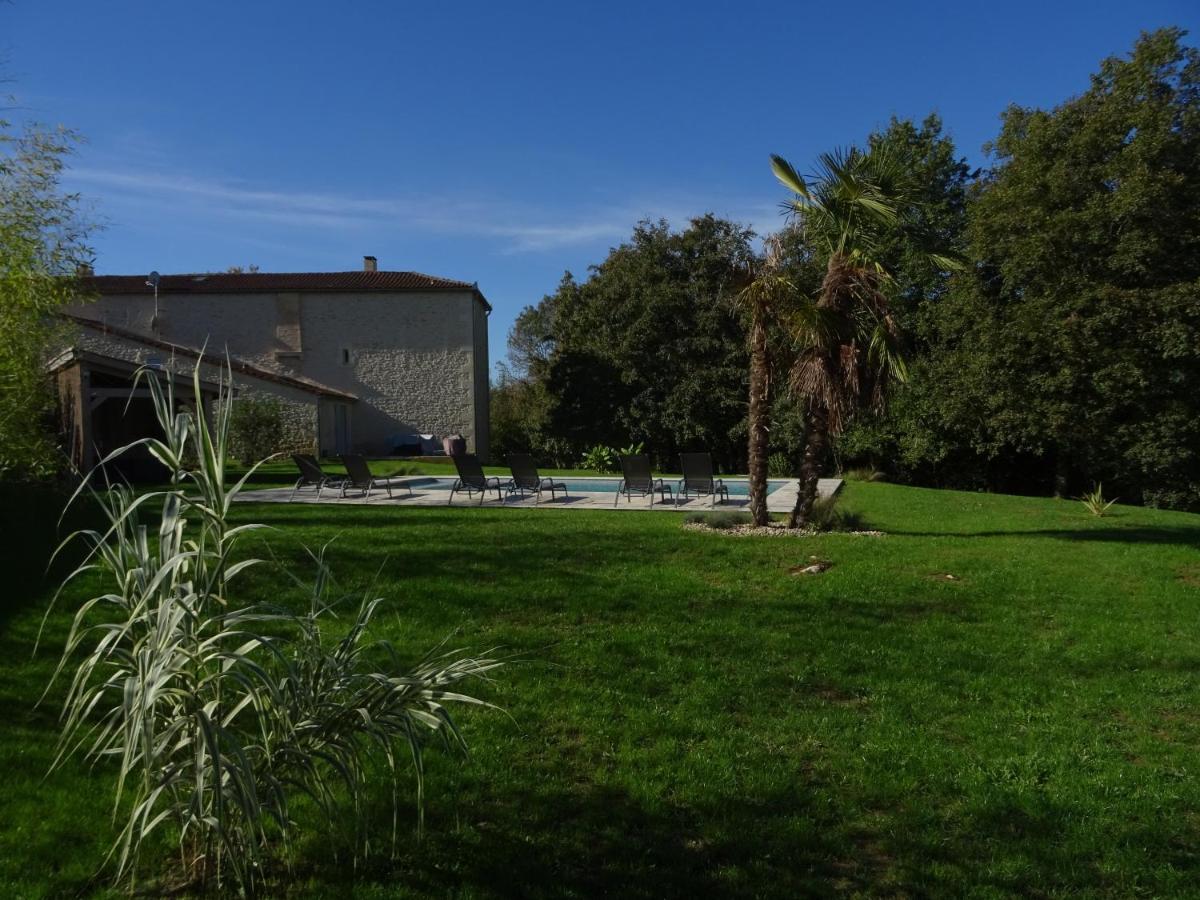 לינה וארוחת בוקר Cleyrac Domaine La Bastide מראה חיצוני תמונה