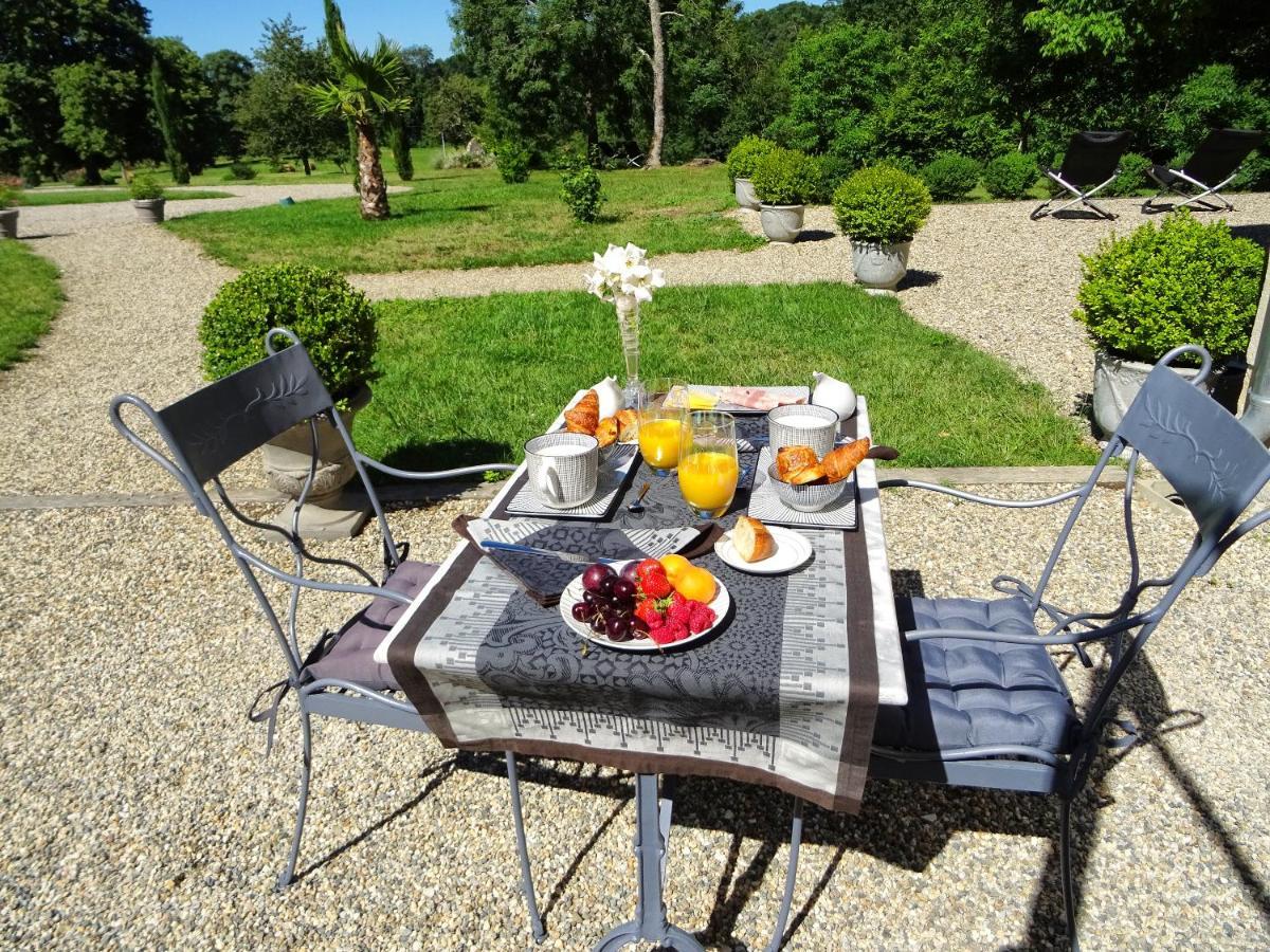 לינה וארוחת בוקר Cleyrac Domaine La Bastide מראה חיצוני תמונה